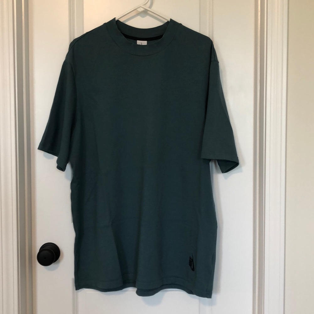 Nike Mock Neck shirt Sz XL EUC